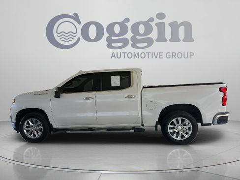 Used 2022 Chevrolet Silverado 1500 LTZ w/ Safety Package II AWD/4WD image 2