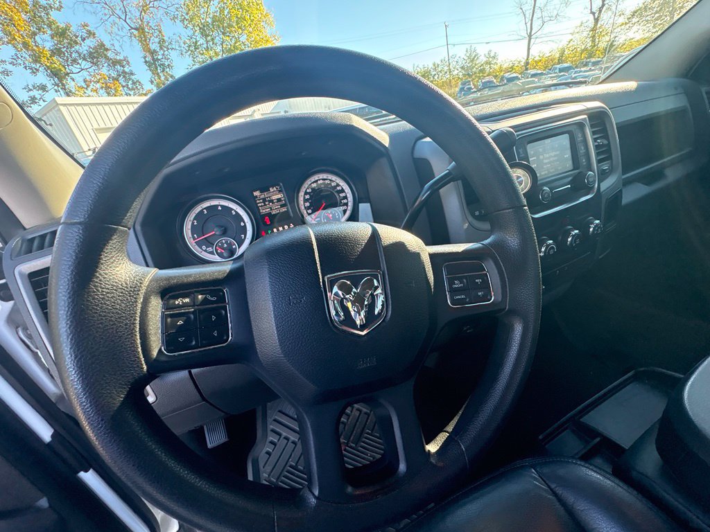 Used 2015 RAM 1500 Express AWD/4WD image 4