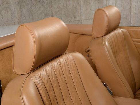 Used 1987 Mercedes-Benz 560 SL image 21