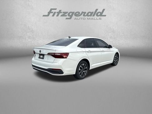 Used 2022 Volkswagen Jetta S image 7