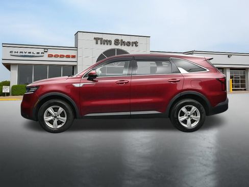 Used 2022 Kia Sorento LX AWD/4WD image 2