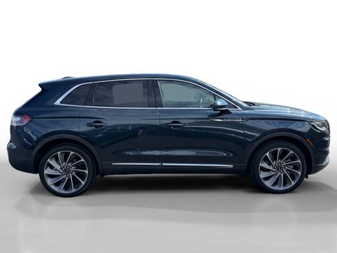 Used 2021 Lincoln Nautilus Reserve w/ Equipment Group 202A AWD/4WD image 6