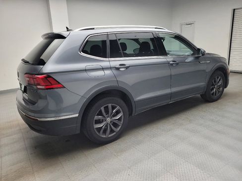 Used 2022 Volkswagen Tiguan SE AWD/4WD image 10