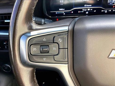 Certified 2022 Chevrolet Suburban LT image 16