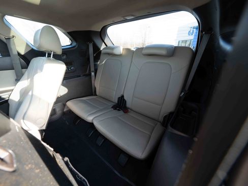 Used 2016 Hyundai Santa Fe Limited w/ Option Group 04 image 24