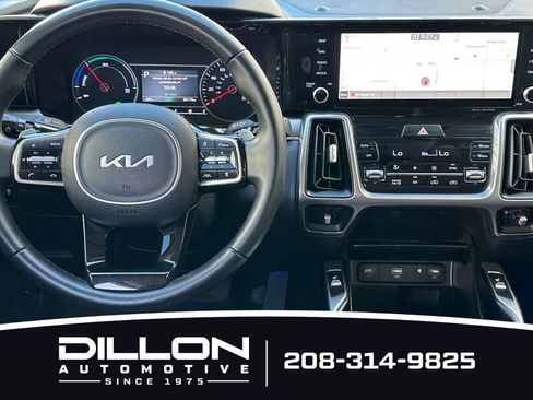 Used 2022 Kia Sorento EX FWD image 16