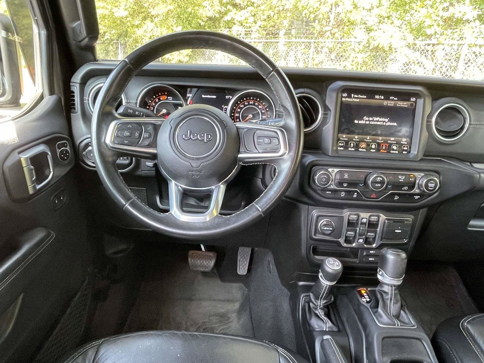 Used 2019 Jeep Wrangler Unlimited Sahara AWD/4WD image 14