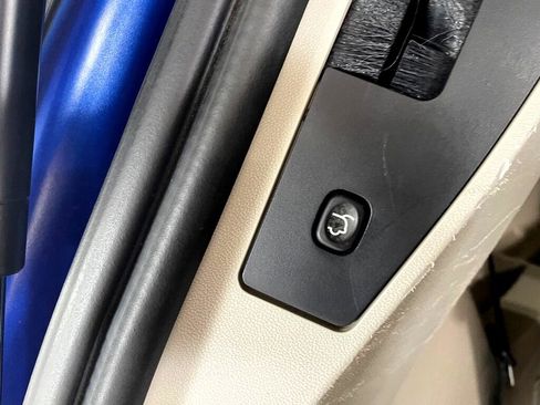 Used 2019 Dodge Grand Caravan SXT image 20