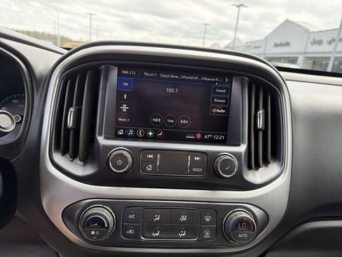 Used 2022 Chevrolet Colorado ZR2 image 19