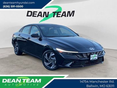 Certified 2025 Hyundai Elantra SEL w/ Cargo Package