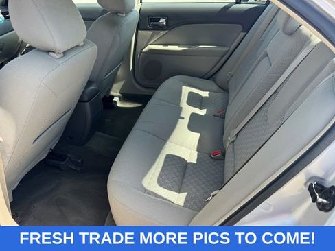 Used 2011 Ford Fusion SE w/ 202A Rapid Spec Order Code FWD image 21