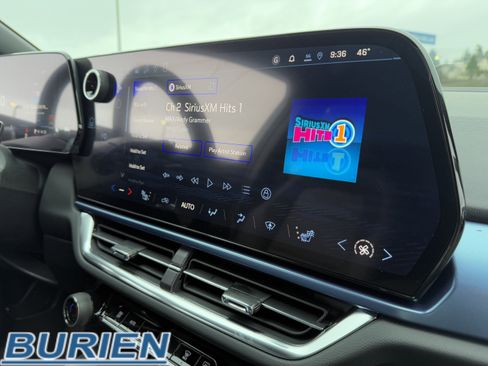 New 2026 Chevrolet Equinox EV LT image 16