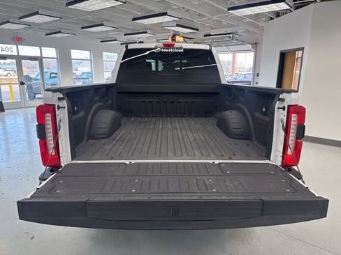 Used 2024 Ford F250 Lariat w/ Chrome Package image 13