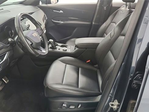 Used 2019 Cadillac XT4 Sport w/ Cold Weather Package image 12