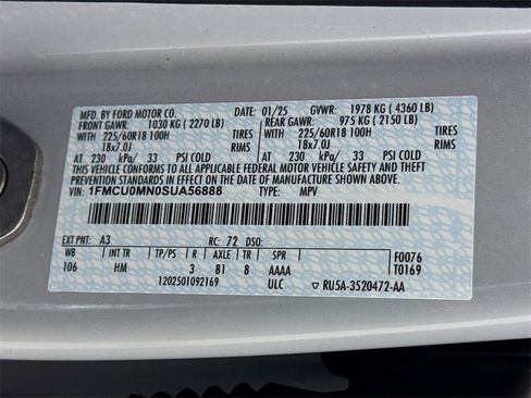 Used 2025 Ford Escape ST-Line image 28