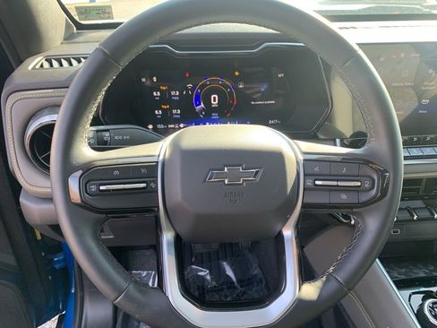 Used 2024 Chevrolet Colorado ZR2 w/ Technology Package image 20