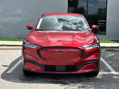 Used 2022 Ford Mustang Mach-E Select image 12