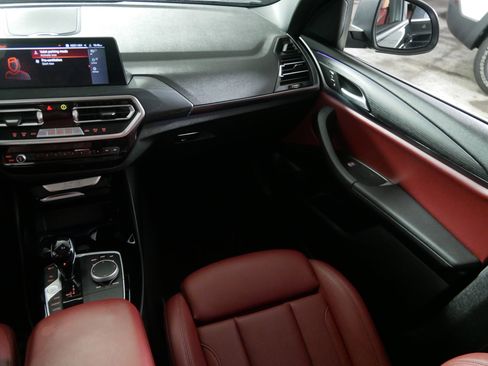 Used 2022 BMW X3 xDrive30i w/ Convenience Package image 11