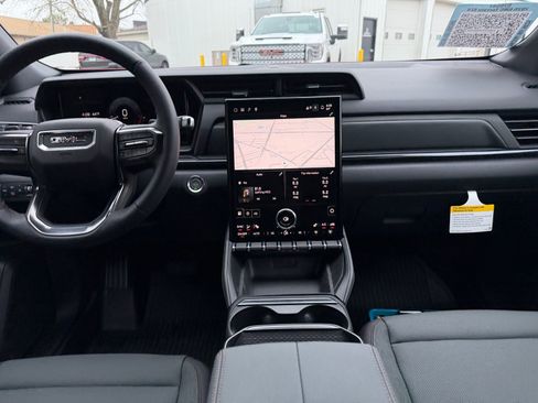 New 2026 GMC Terrain AT4 w/ LPO, Floor Liner Package AWD/4WD image 21