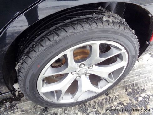 Used 2015 Chrysler 300 C w/ Light Group image 7