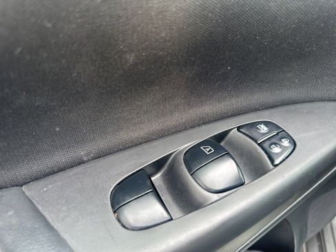 Used 2019 Nissan Sentra SV image 27