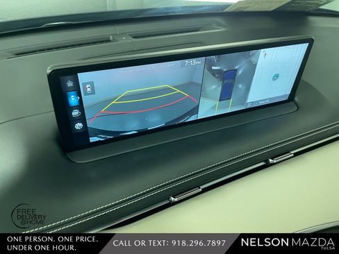 Used 2025 Genesis GV70 3.5T Sport w/ Sport Advanced Package image 31