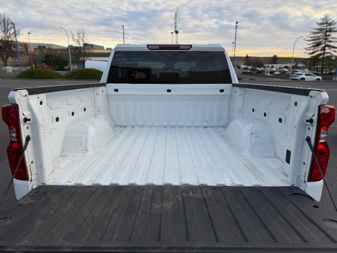 Used 2023 Chevrolet Silverado 1500 W/T w/ WT Value Package image 18