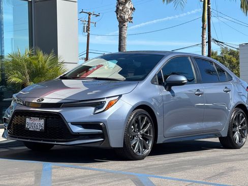 Certified 2025 Toyota Corolla SE image 10