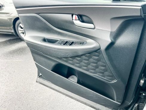 Used 2020 Hyundai Santa Fe SEL image 13