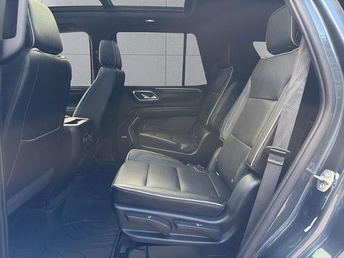 Used 2021 Chevrolet Tahoe Premier w/ Premium Package AWD/4WD image 25