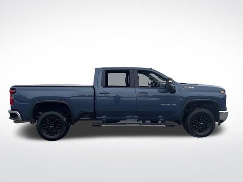 Used 2024 Chevrolet Silverado 2500 LT w/ All Star Edition image 8