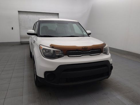 Used 2018 Kia Soul w/ Convenience Package FWD image 14