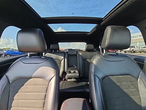 Used 2023 Ford Edge ST-Line AWD/4WD image 42