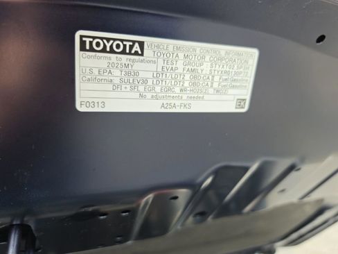 Used 2025 Toyota RAV4 XLE w/ Convenience Package image 11