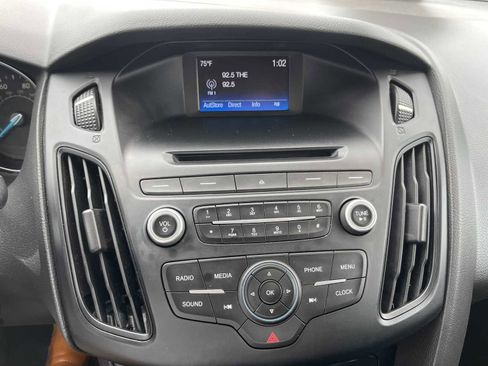 Used 2016 Ford Focus SE image 21