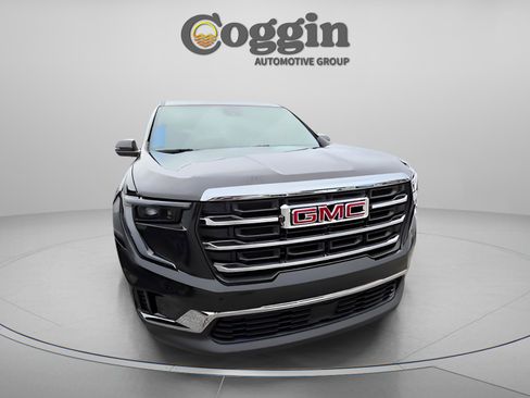 Used 2025 GMC Acadia Elevation image 11