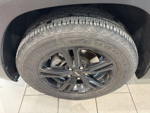 Used 2022 GMC Terrain AT4 w/ Tech Package image 7