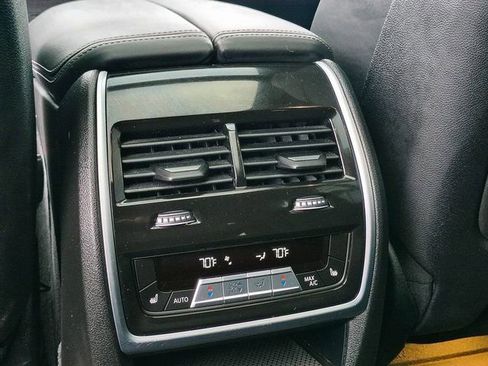 Used 2024 BMW X7 M60i w/ Executive Package image 26