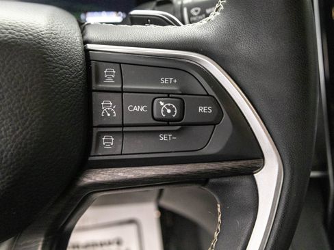 Used 2024 Jeep Grand Cherokee Limited 4xe image 22