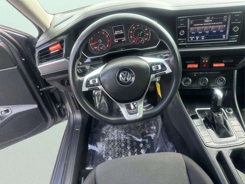 Used 2019 Volkswagen Jetta S FWD image 18