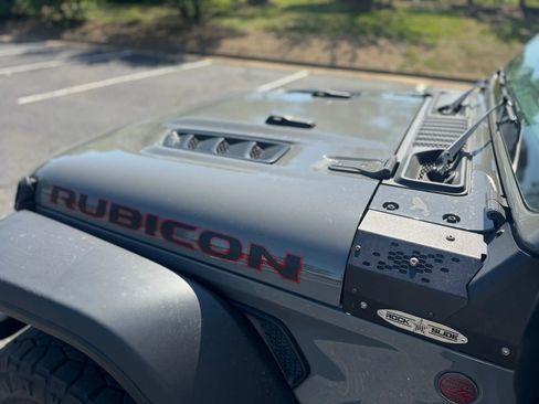 Used 2021 Jeep Wrangler Unlimited Rubicon AWD/4WD image 8