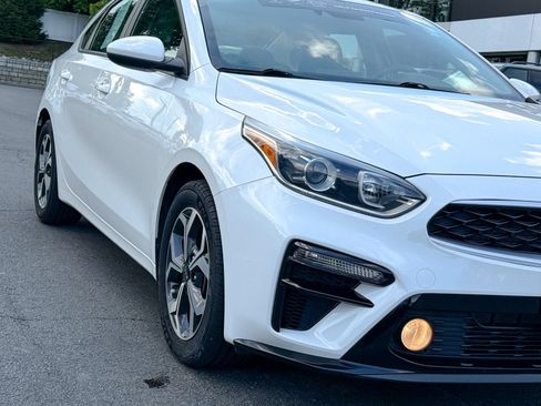 Used 2020 Kia Forte LXS FWD image 4