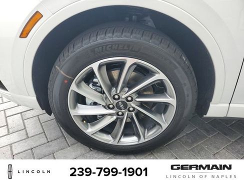 New 2026 Lincoln Corsair Grand Touring image 12