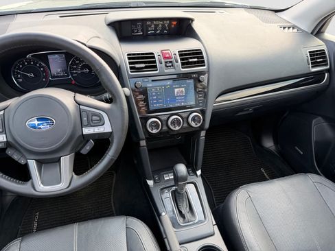 Used 2017 Subaru Forester 2.5i Touring AWD/4WD image 14