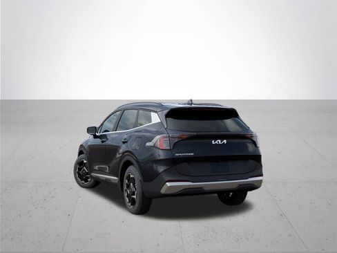 New 2026 Kia Sportage EX FWD image 4