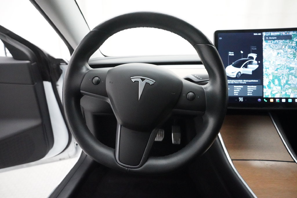 Used 2018 Tesla Model 3 Performance AWD/4WD image 4