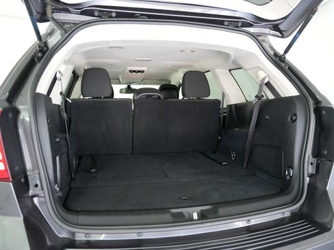 Used 2020 Dodge Journey SE w/ SE Popular Equipment Group FWD image 27
