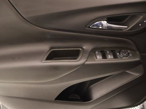 Used 2024 Chevrolet Equinox LT FWD image 14