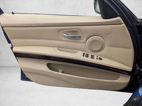 Used 2011 BMW 328i Sedan RWD image 12