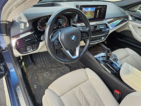 Certified 2023 BMW 540i xDrive w/ Premium Package image 9